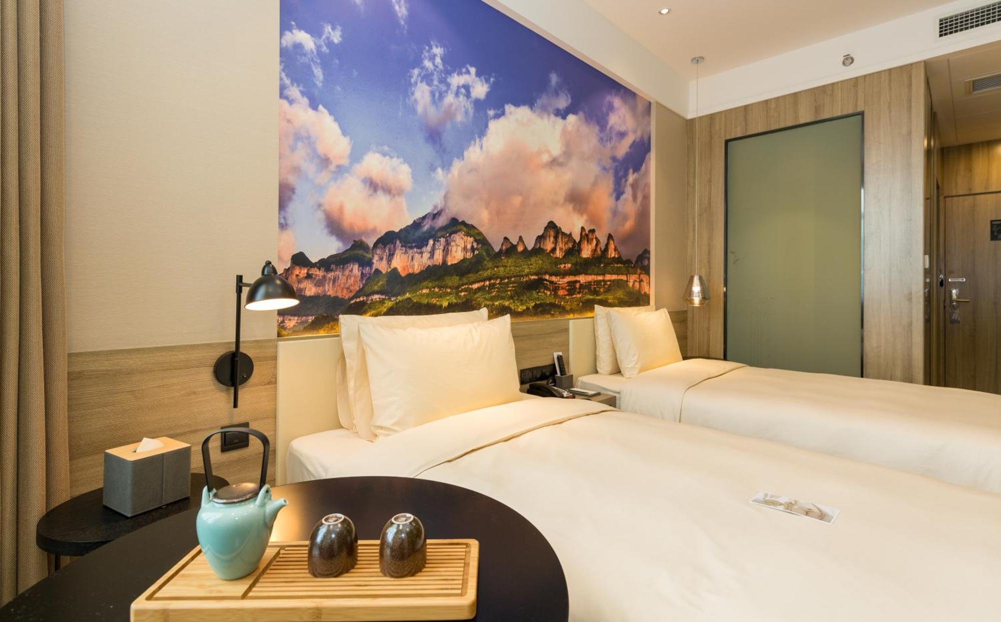 Atour Hotel Chongqing Hongyadong Riverview Exterior photo