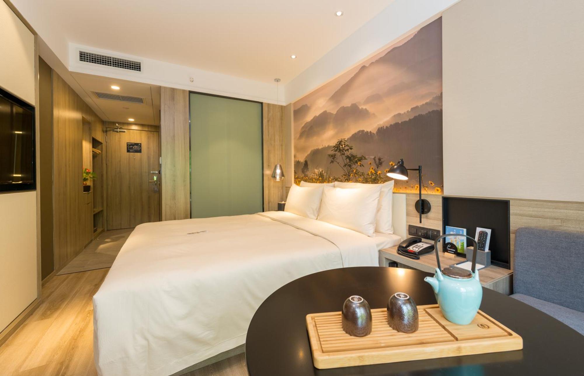 Atour Hotel Chongqing Hongyadong Riverview Exterior photo